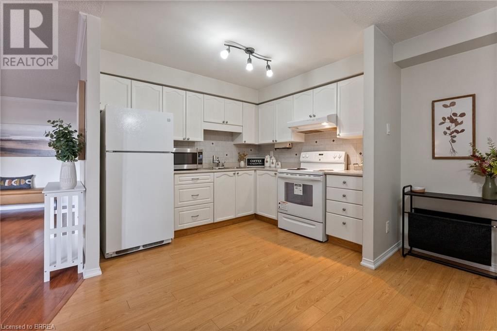 212 - 9 BONHEUR COURT Image 21