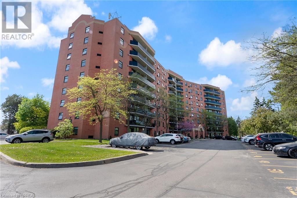 212 - 9 BONHEUR COURT Image 34