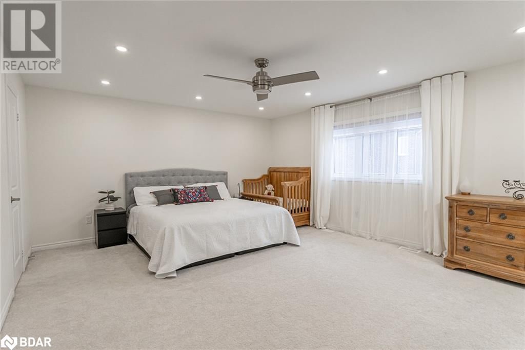 3 CYPRESS POINT STREET Image 10