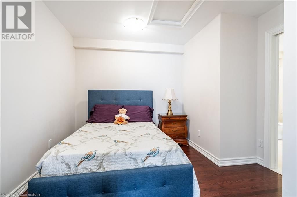 4 - 165 GLENDALE AVENUE Image 30