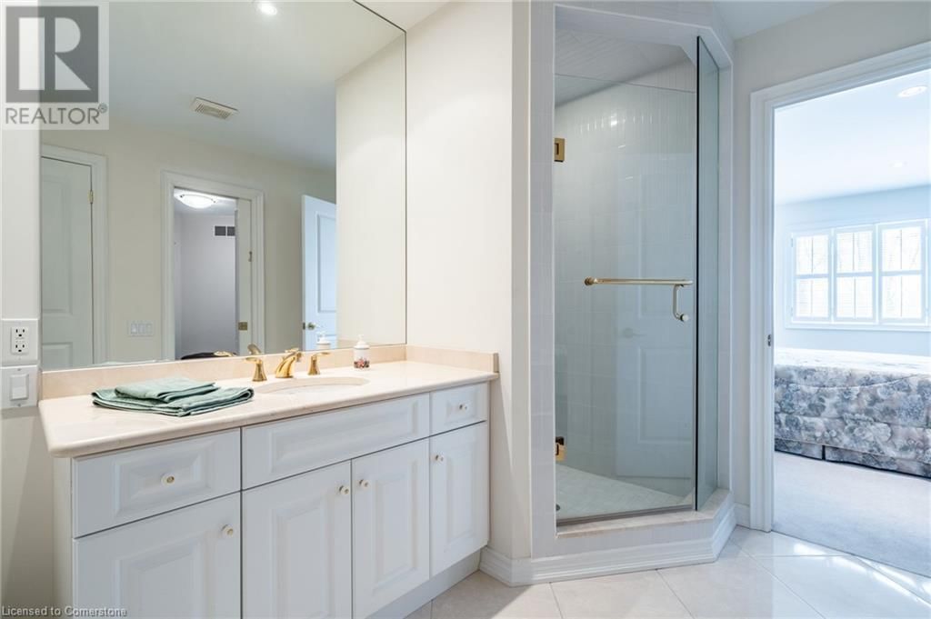 4 - 165 GLENDALE AVENUE Image 34