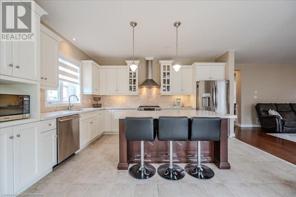 917 FUNG PLACE Image 19
