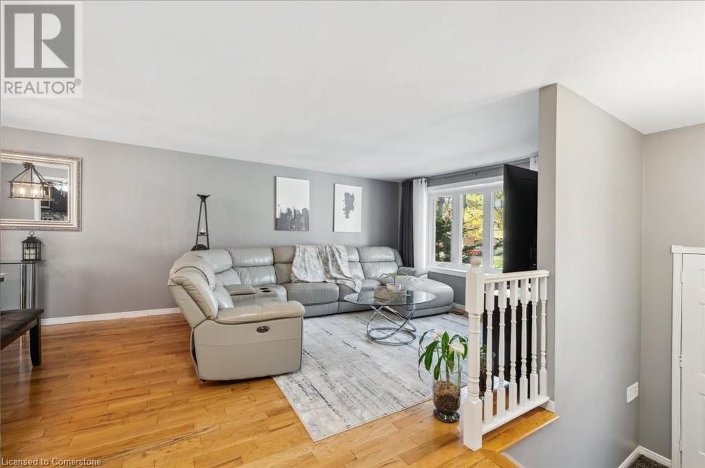 39 GORDON STREET Image 12