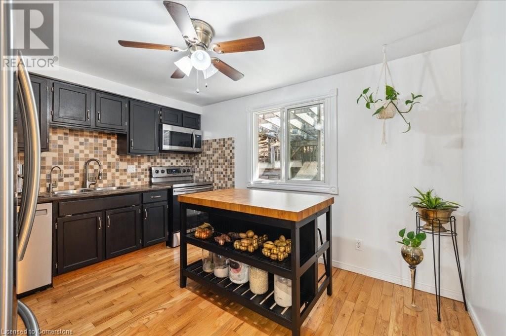 39 GORDON STREET Image 18