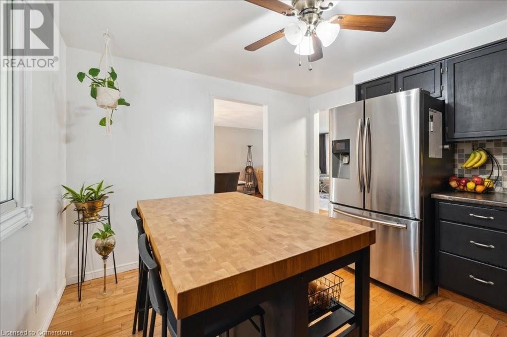 39 GORDON STREET Image 21