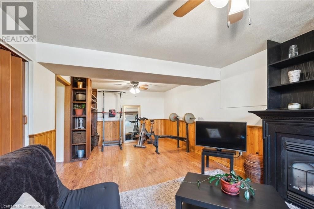 39 GORDON STREET Image 32