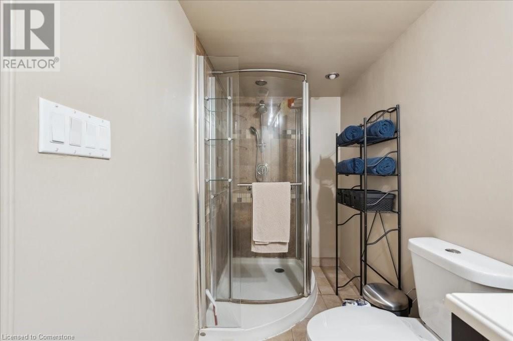 39 GORDON STREET Image 36