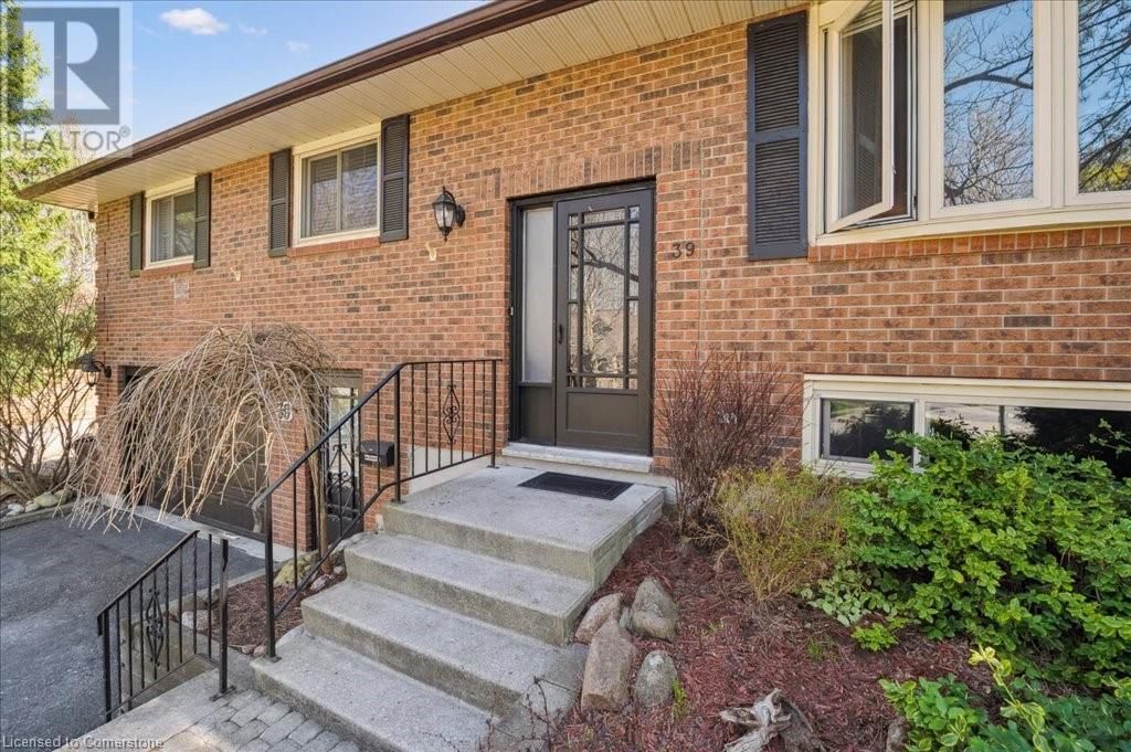 39 GORDON STREET Image 8