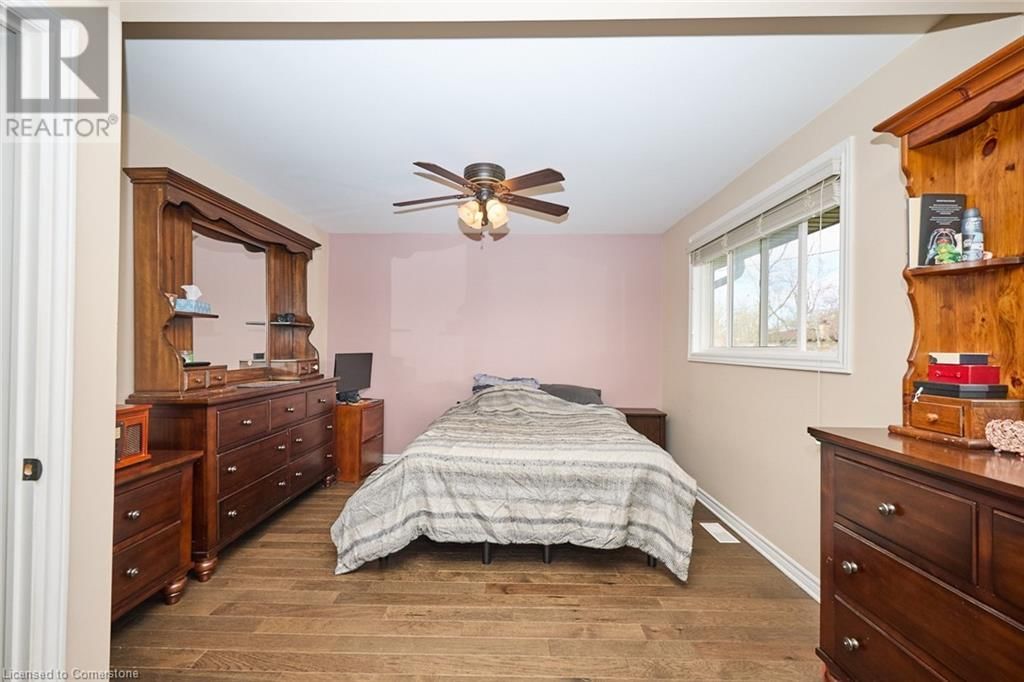 765 GRANDVIEW ROAD Image 12