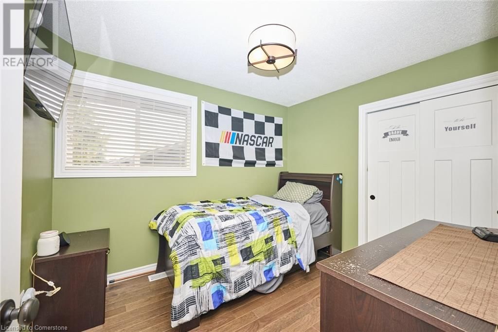 765 GRANDVIEW ROAD Image 14