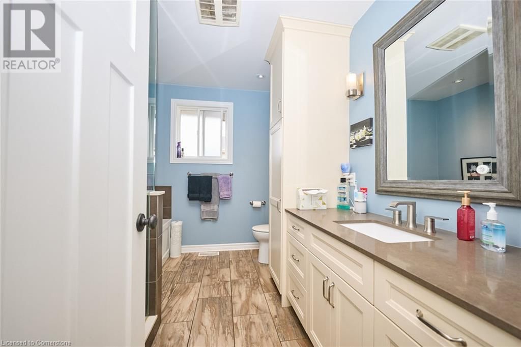765 GRANDVIEW ROAD Image 16