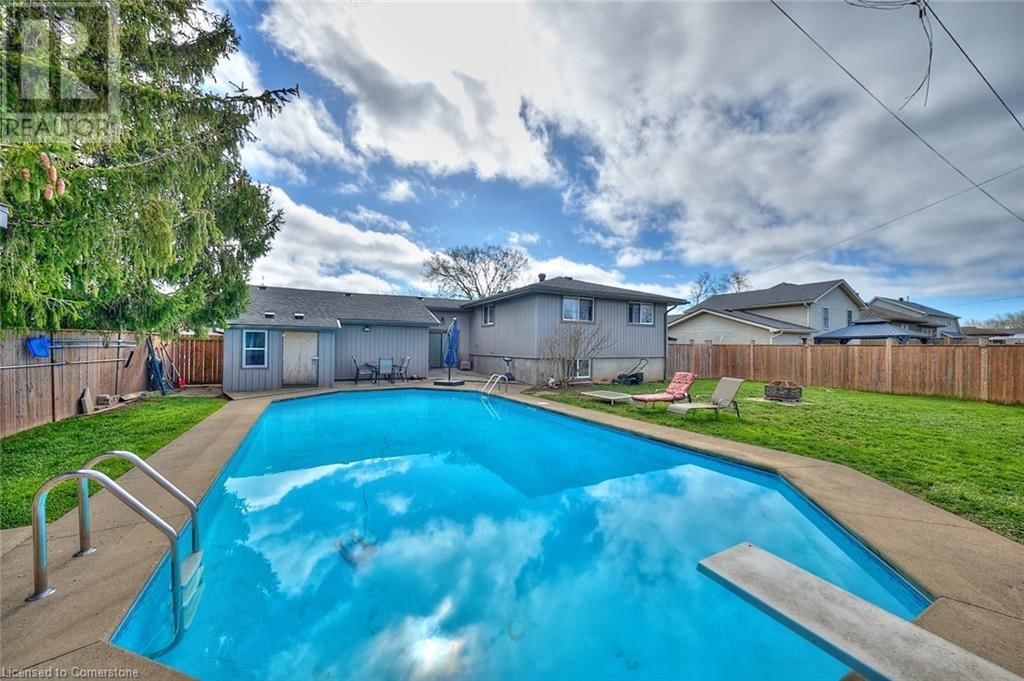 765 GRANDVIEW ROAD Image 2