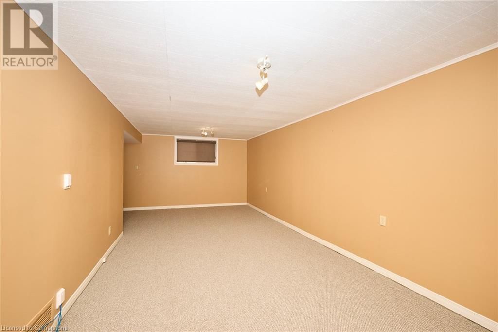 765 GRANDVIEW ROAD Image 22