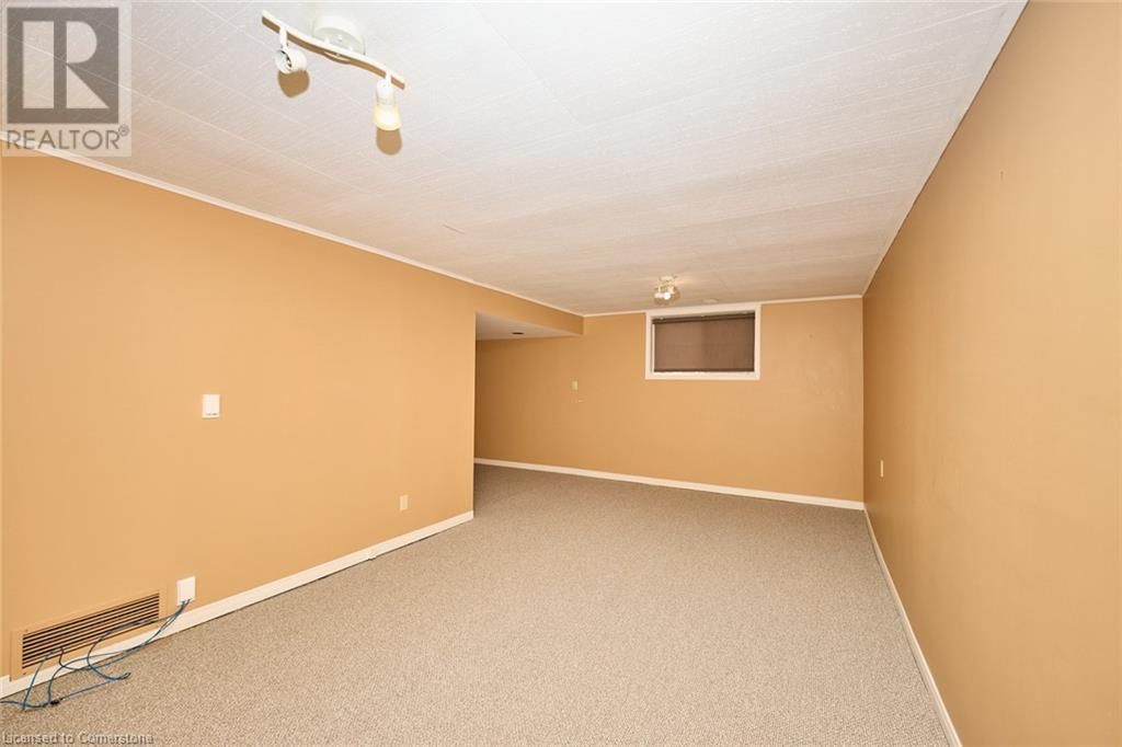 765 GRANDVIEW ROAD Image 23