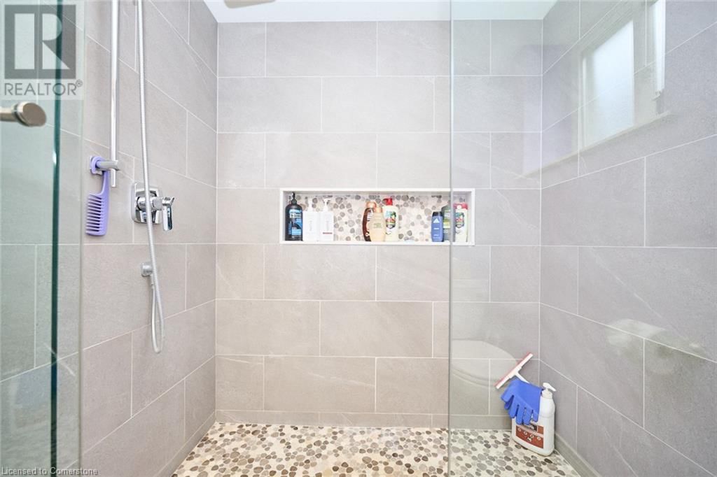765 GRANDVIEW ROAD Image 28
