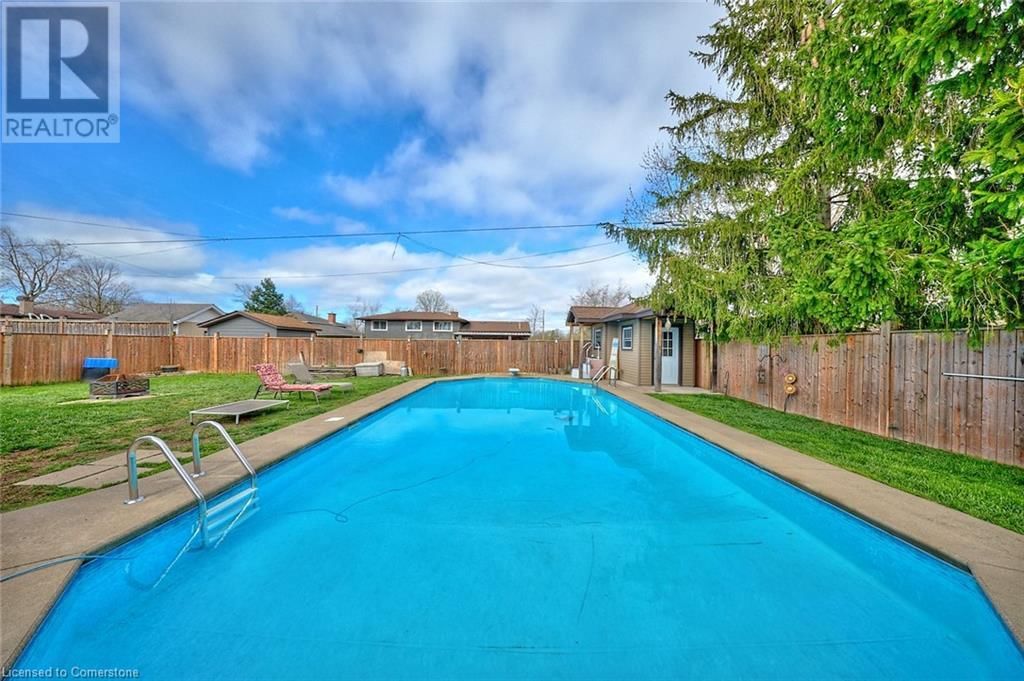 765 GRANDVIEW ROAD Image 36
