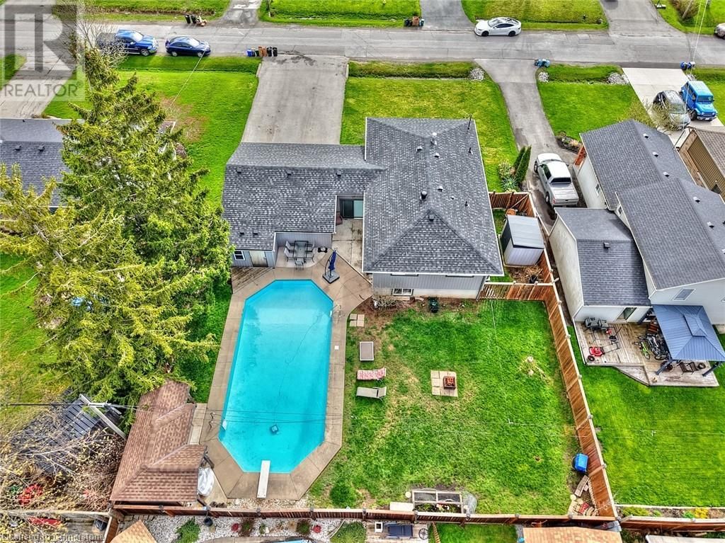 765 GRANDVIEW ROAD Image 4