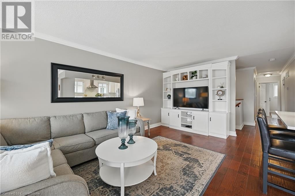 1478 EPPING COURT Image 10