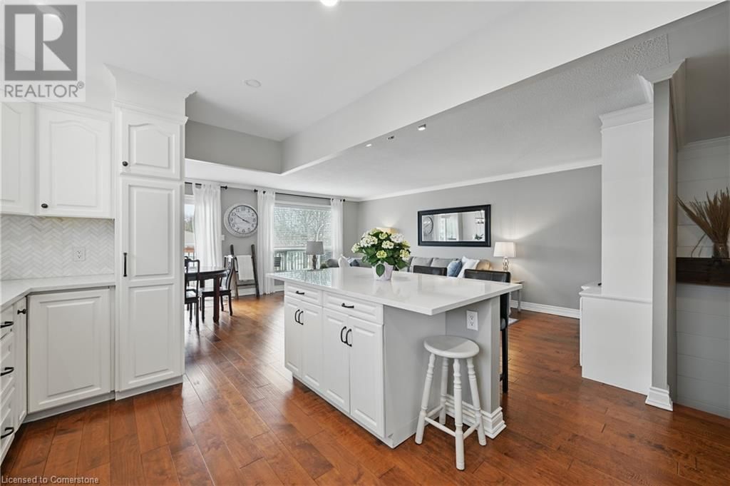 1478 EPPING COURT Image 8