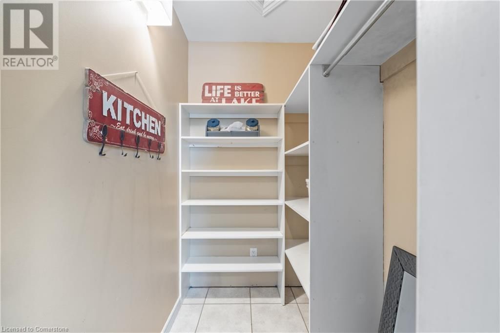 33 TOTTEN DRIVE DRIVE Image 14