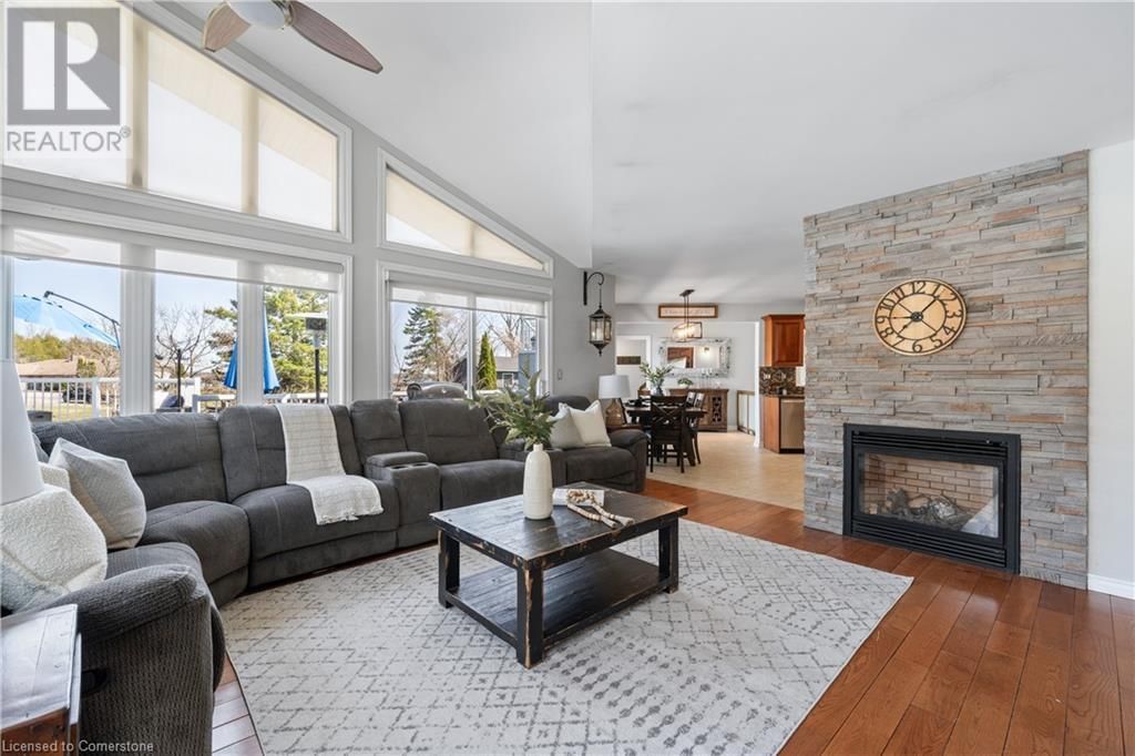 33 TOTTEN DRIVE DRIVE Image 15