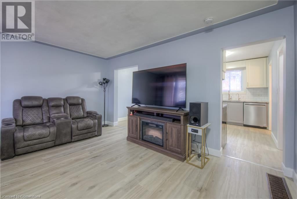 55 INGLESIDE DRIVE Image 10