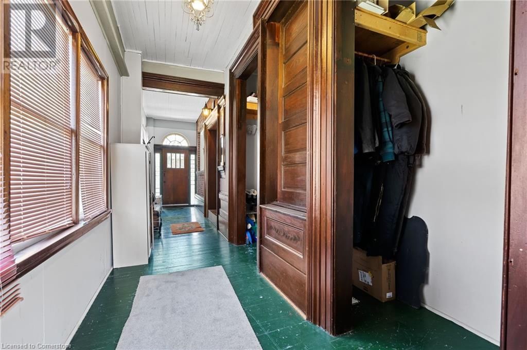 20 EVAN STREET Image 14
