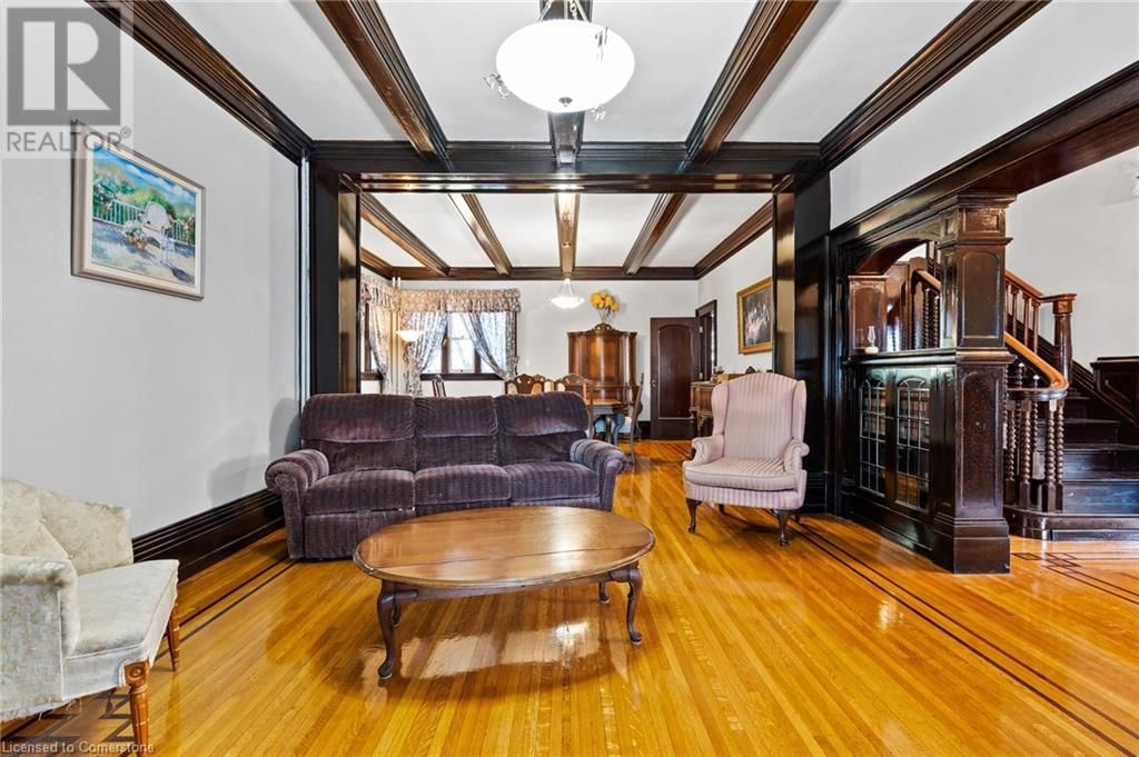 20 EVAN STREET Image 16