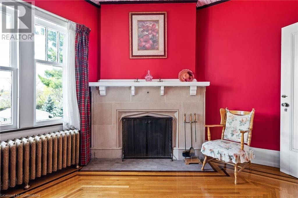 20 EVAN STREET Image 33