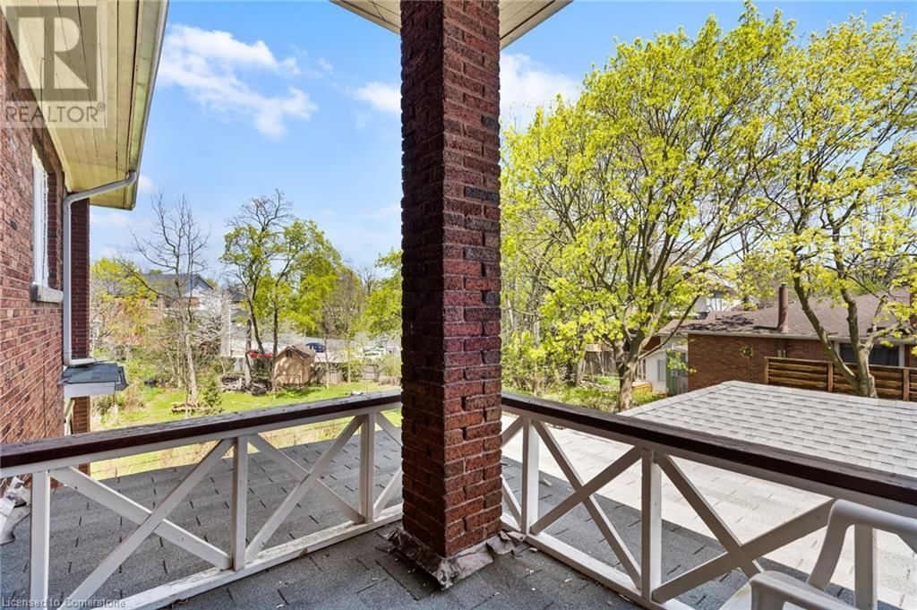 20 EVAN STREET Image 37