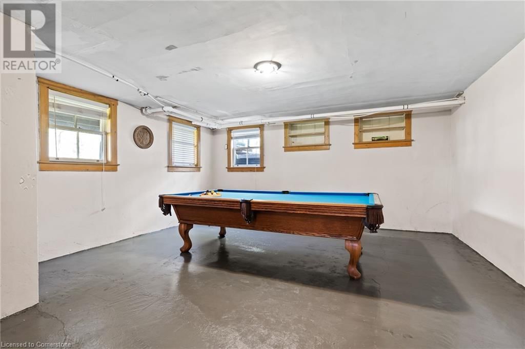 20 EVAN STREET Image 45