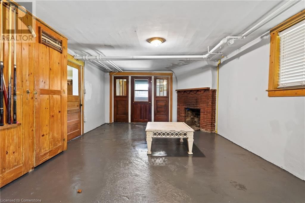 20 EVAN STREET Image 46