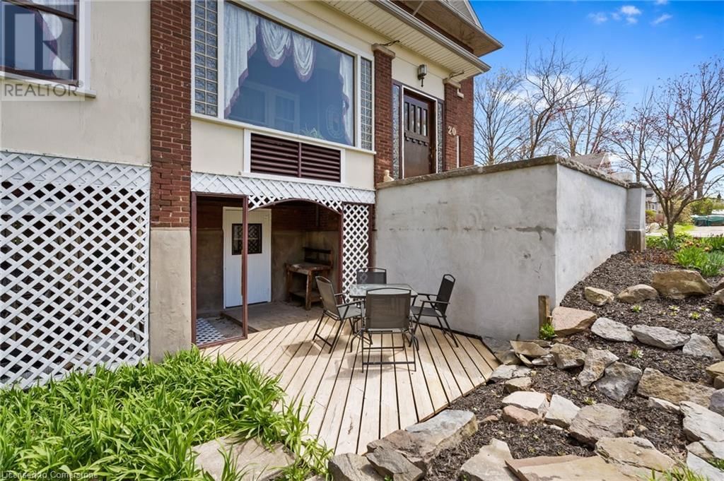 20 EVAN STREET Image 47