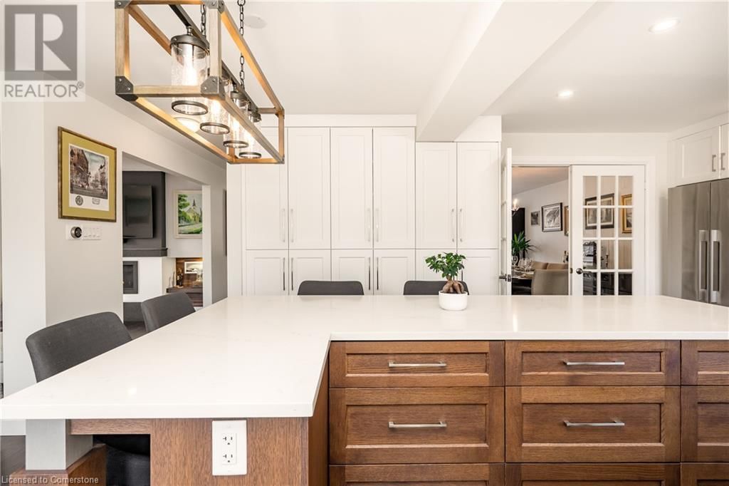 206 WESTVALE DRIVE Image 11
