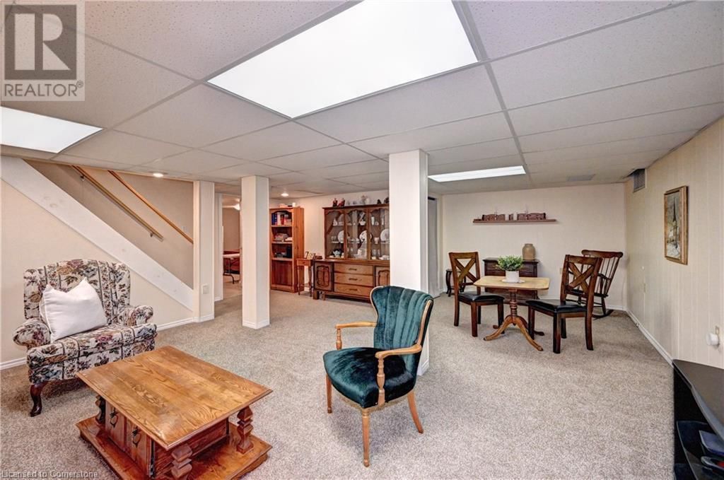 176 WESLEY CRESCENT Image 26