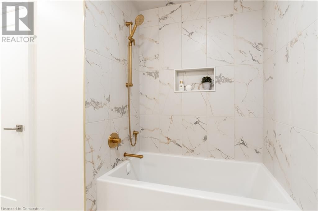 41 BLUENOSE DRIVE Image 36