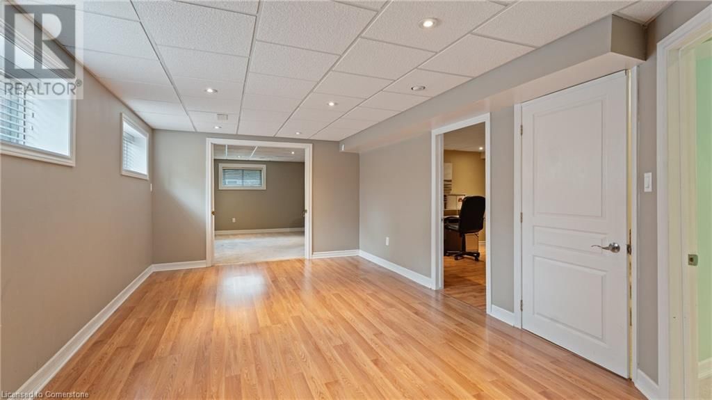 22 COBBLESTONE DRIVE Image 30