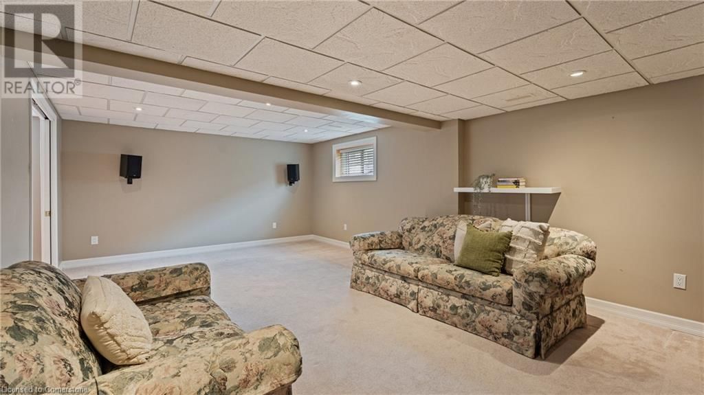 22 COBBLESTONE DRIVE Image 37