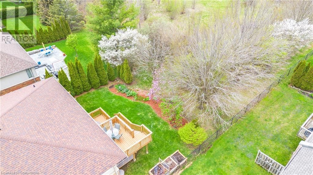 22 COBBLESTONE DRIVE Image 47
