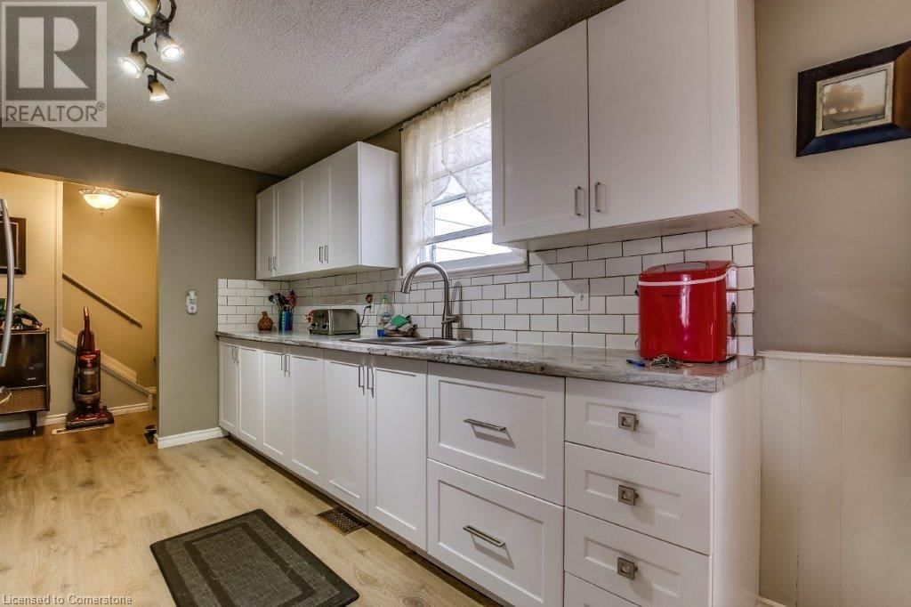 259 CEDAR DRIVE Image 12
