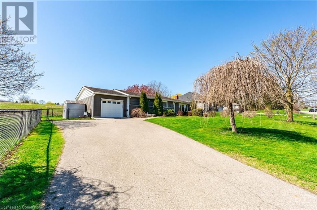 258 OAKHILL DRIVE Image 3