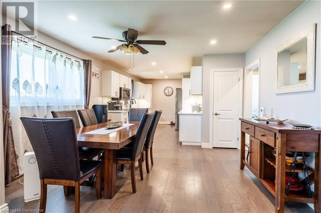 258 OAKHILL DRIVE Image 9