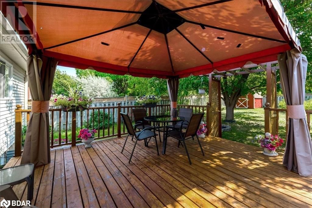 92 HICKLING TRAIL EAST Image 30