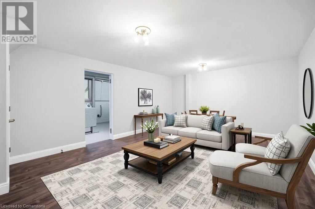 15 SHAFTSBURY DRIVE Image 18