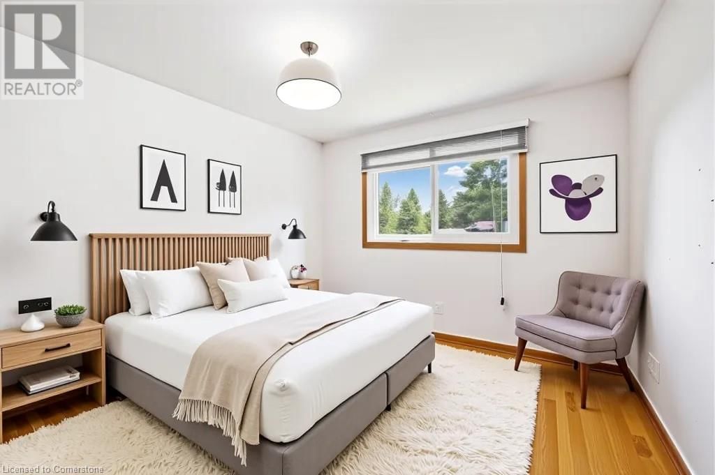 15 SHAFTSBURY DRIVE Image 39