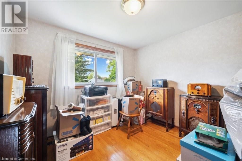 15 SHAFTSBURY DRIVE Image 42