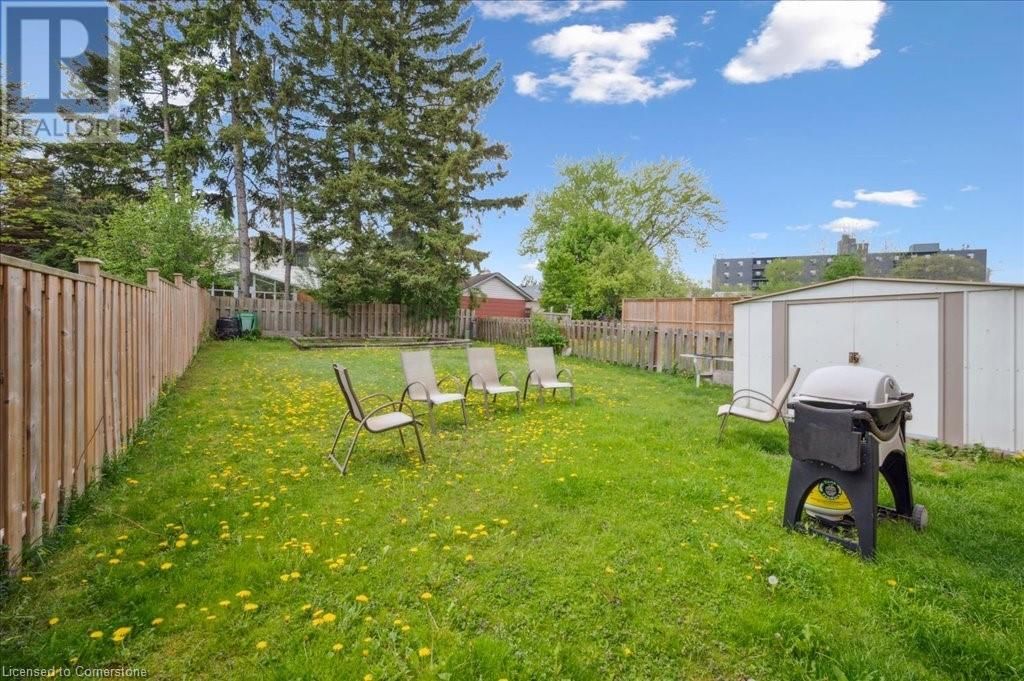 15 SHAFTSBURY DRIVE Image 47