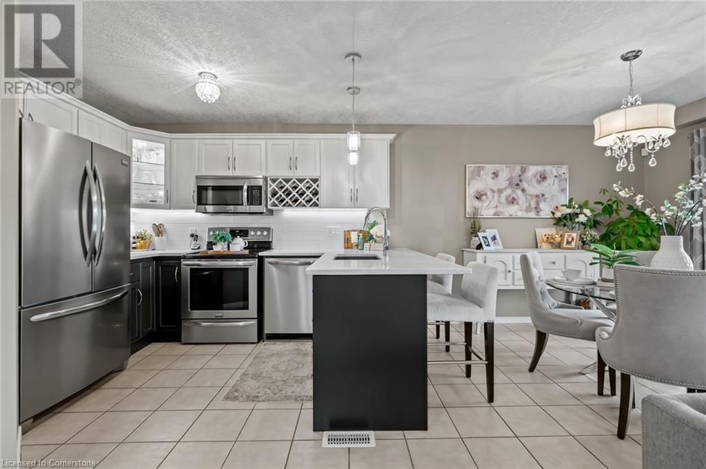 101 EDGEMERE DRIVE Image 10