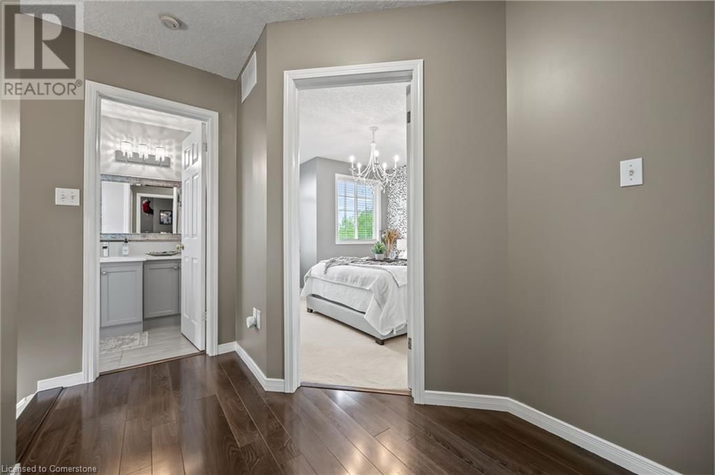 101 EDGEMERE DRIVE Image 13
