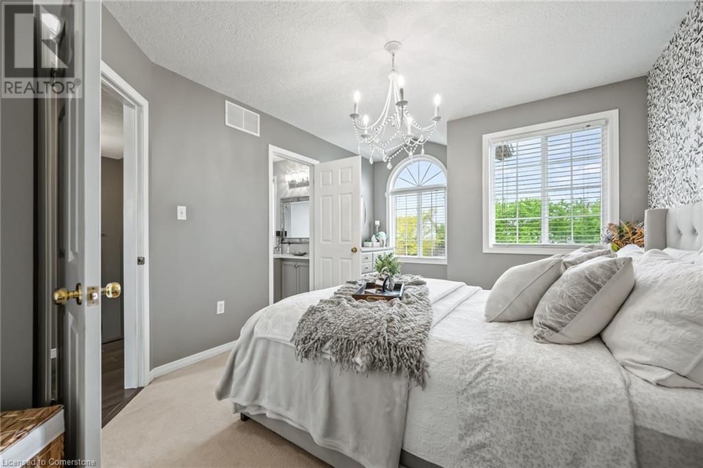 101 EDGEMERE DRIVE Image 15